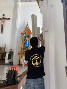 lap dat loa jbl cbt 100la 1